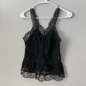 -Black Lace Tank Top
